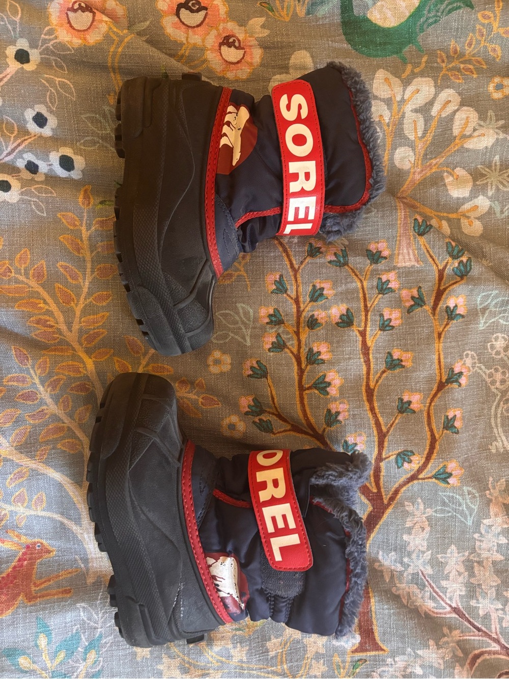 Sorel Kids Navy and Red Winter Snow Boots